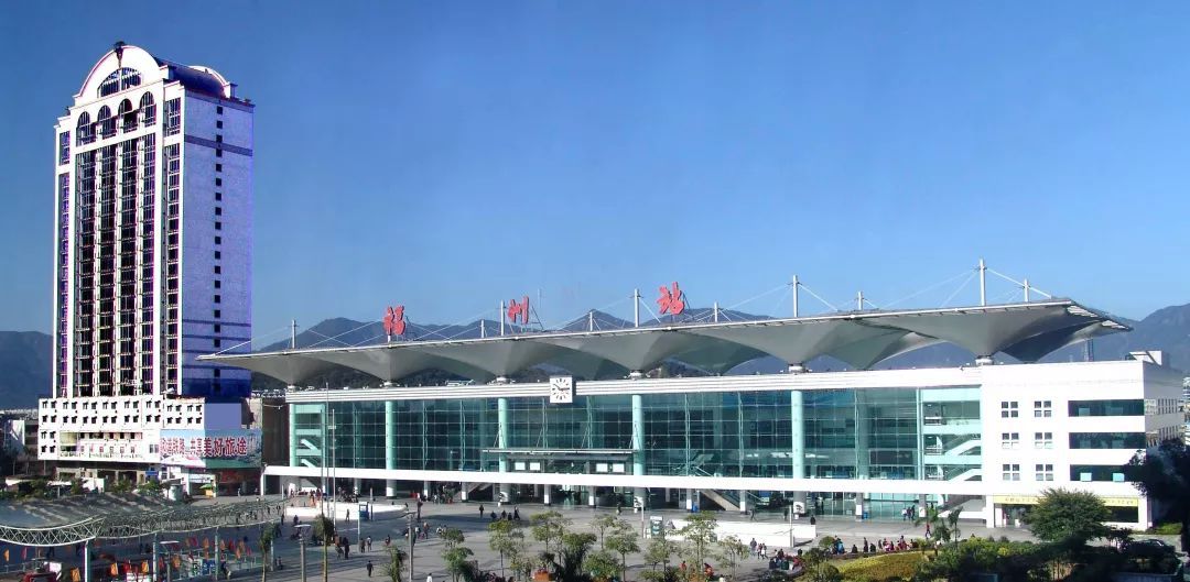 一趟环线列车 吃遍八闽大地